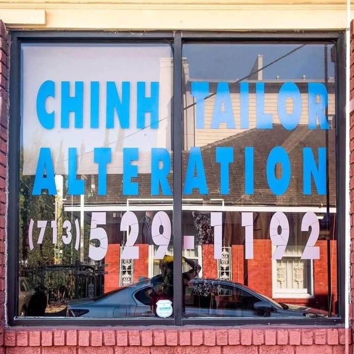 The Chinh Tailor shop window on Hamilton St